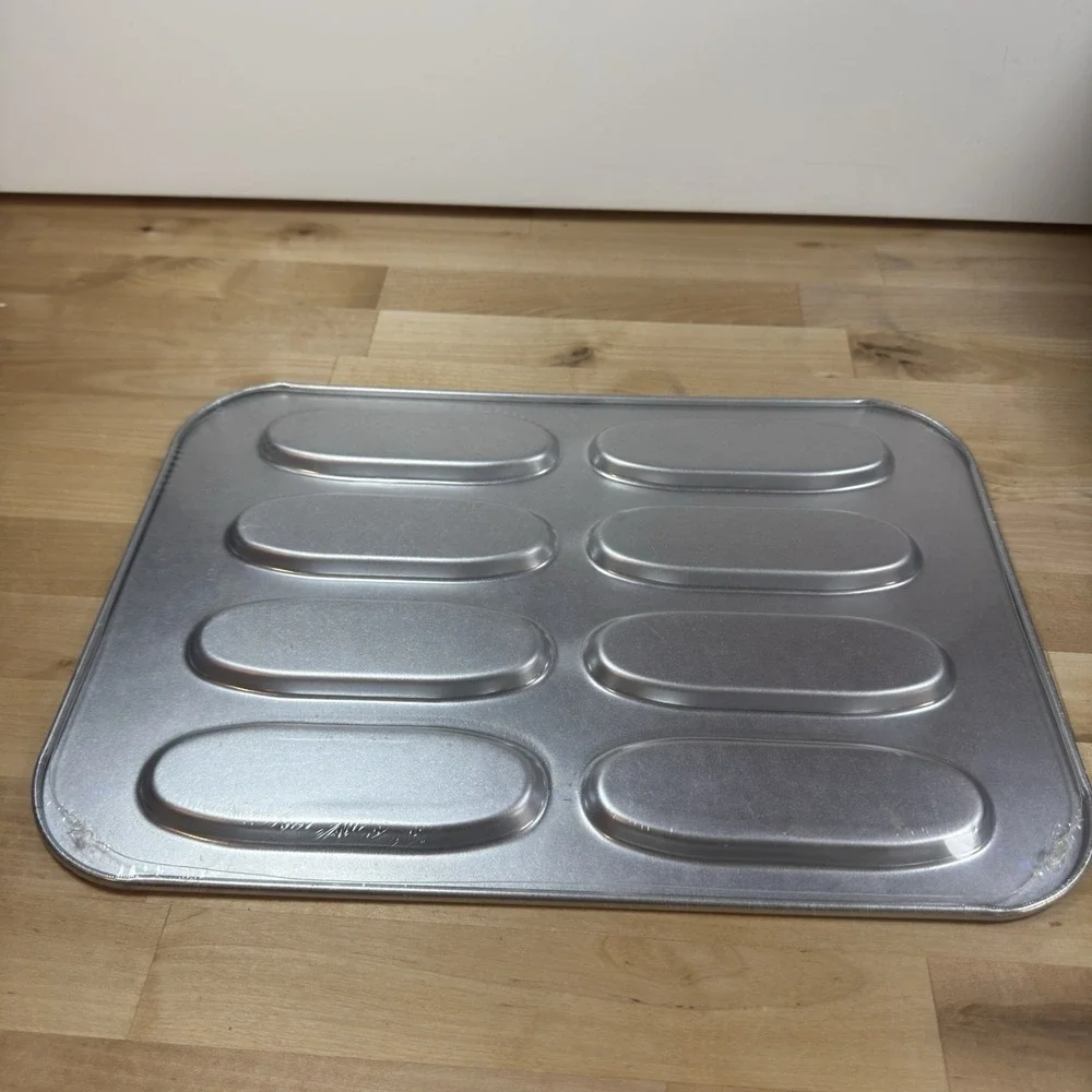 HOT DOG PAN Commercial 8 Cup Aluminized Steel Chicago Metallic Bakeware NEW